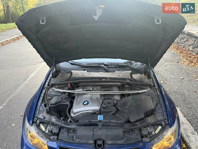 Синий БМВ 3 Серия, объемом двигателя 3 л и пробегом 136 тыс. км за 15000 $, фото 33 на Automoto.ua