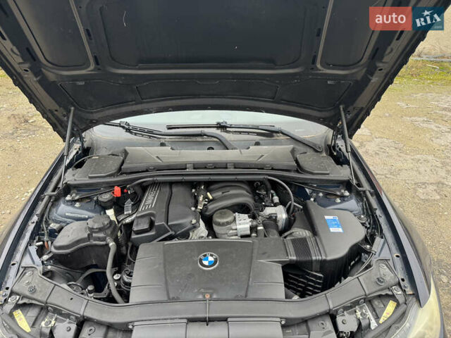 Синій БМВ 3 Серія, об'ємом двигуна 2 л та пробігом 240 тис. км за 6999 $, фото 29 на Automoto.ua
