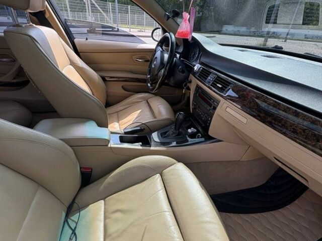 Синий БМВ 3 Серия, объемом двигателя 3 л и пробегом 273 тыс. км за 8900 $, фото 12 на Automoto.ua