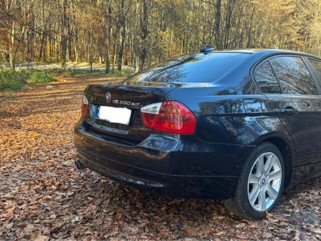 Синий БМВ 3 Серия, объемом двигателя 3 л и пробегом 304 тыс. км за 12500 $, фото 6 на Automoto.ua