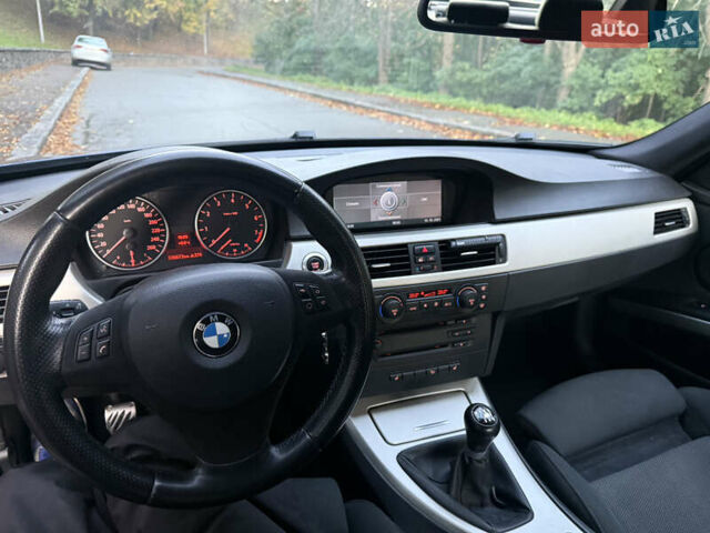 Синий БМВ 3 Серия, объемом двигателя 3 л и пробегом 136 тыс. км за 15000 $, фото 23 на Automoto.ua