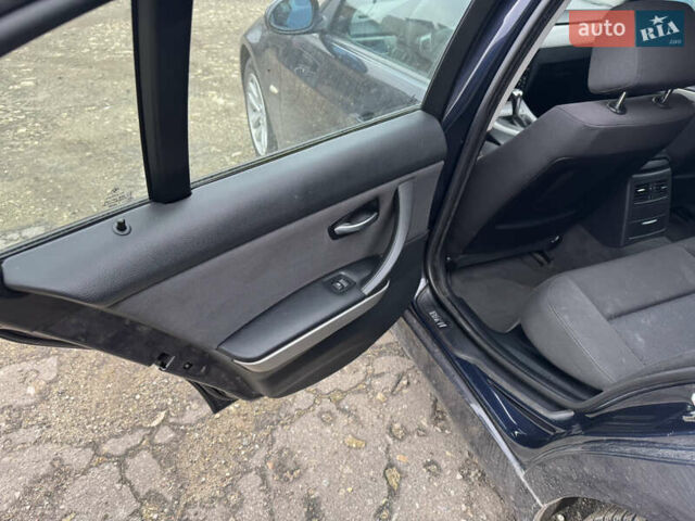 Синій БМВ 3 Серія, об'ємом двигуна 2 л та пробігом 240 тис. км за 6999 $, фото 20 на Automoto.ua