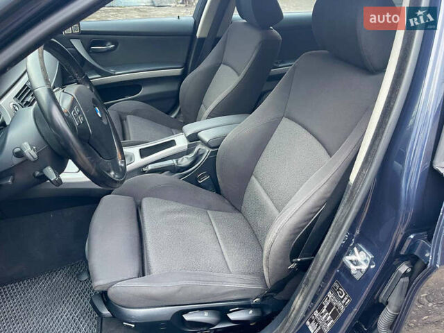 Синий БМВ 3 Серия, объемом двигателя 2 л и пробегом 223 тыс. км за 6700 $, фото 24 на Automoto.ua