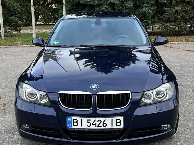 Синий БМВ 3 Серия, объемом двигателя 2 л и пробегом 307 тыс. км за 6700 $, фото 1 на Automoto.ua