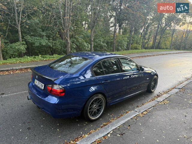 Синий БМВ 3 Серия, объемом двигателя 3 л и пробегом 136 тыс. км за 15000 $, фото 5 на Automoto.ua