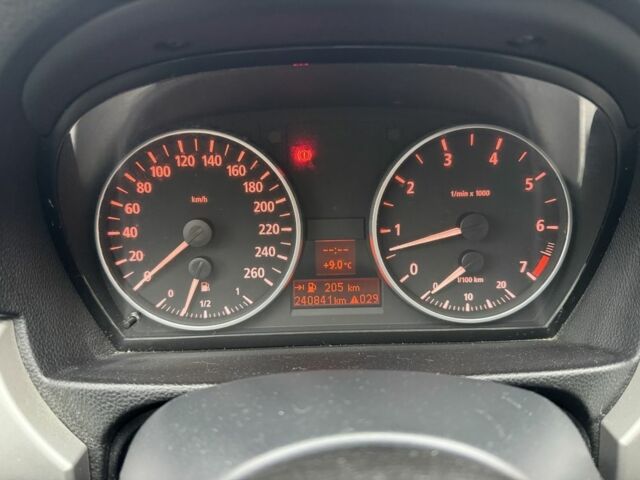 Синий БМВ 3 Серия, объемом двигателя 2 л и пробегом 240 тыс. км за 6999 $, фото 17 на Automoto.ua