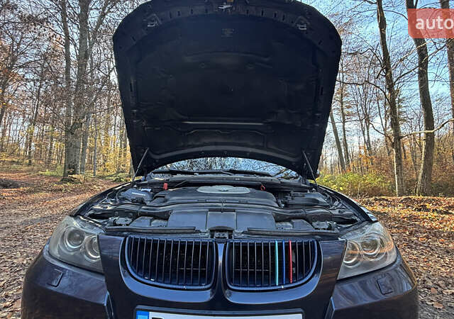 Синий БМВ 3 Серия, объемом двигателя 2.99 л и пробегом 304 тыс. км за 12500 $, фото 25 на Automoto.ua