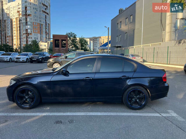 Синий БМВ 3 Серия, объемом двигателя 2 л и пробегом 304 тыс. км за 7200 $, фото 2 на Automoto.ua