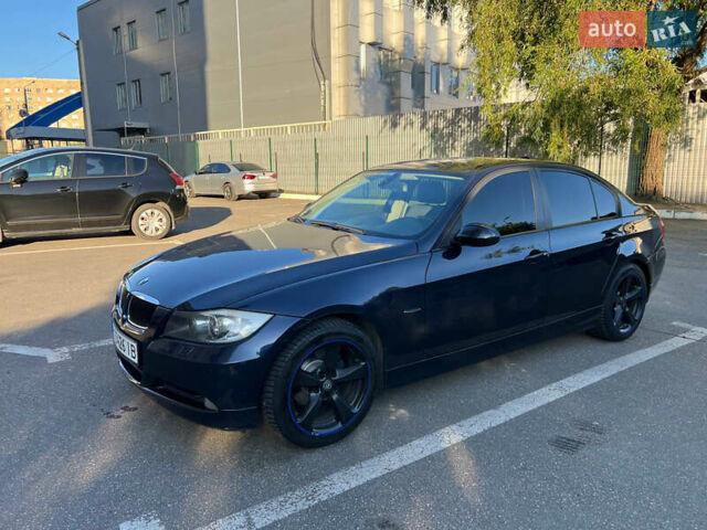 Синий БМВ 3 Серия, объемом двигателя 2 л и пробегом 304 тыс. км за 7200 $, фото 1 на Automoto.ua