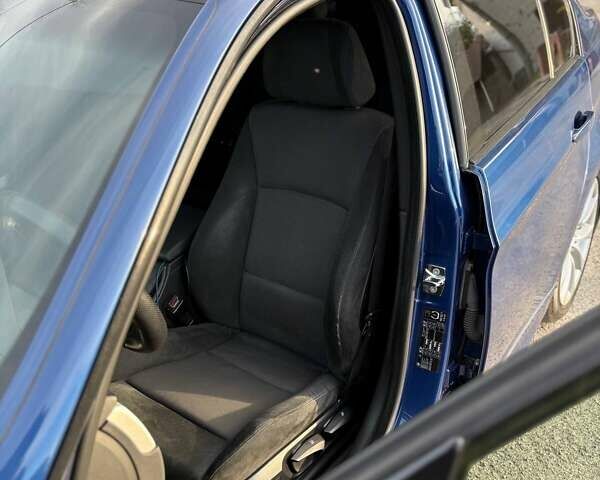 Синий БМВ 3 Серия, объемом двигателя 2 л и пробегом 168 тыс. км за 9400 $, фото 12 на Automoto.ua