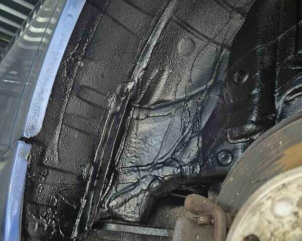 Синий БМВ 3 Серия, объемом двигателя 2 л и пробегом 248 тыс. км за 8500 $, фото 26 на Automoto.ua