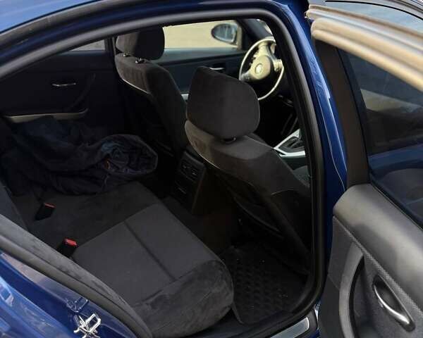 Синий БМВ 3 Серия, объемом двигателя 2 л и пробегом 168 тыс. км за 9400 $, фото 16 на Automoto.ua