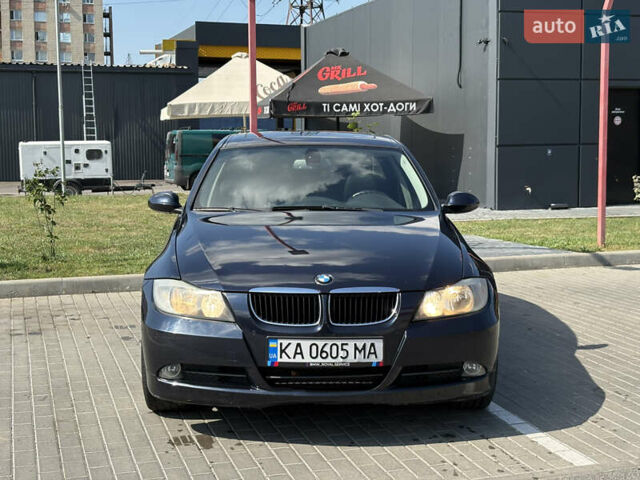 Синий БМВ 3 Серия, объемом двигателя 2 л и пробегом 219 тыс. км за 7700 $, фото 1 на Automoto.ua