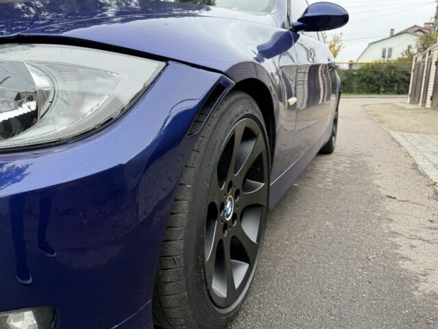 Синий БМВ 3 Серия, объемом двигателя 3 л и пробегом 250 тыс. км за 6600 $, фото 9 на Automoto.ua