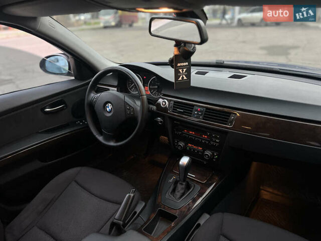 Синій БМВ 3 Серія, об'ємом двигуна 2 л та пробігом 266 тис. км за 8499 $, фото 20 на Automoto.ua