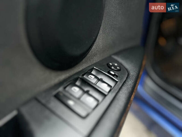 Синій БМВ 3 Серія, об'ємом двигуна 2 л та пробігом 266 тис. км за 8499 $, фото 12 на Automoto.ua