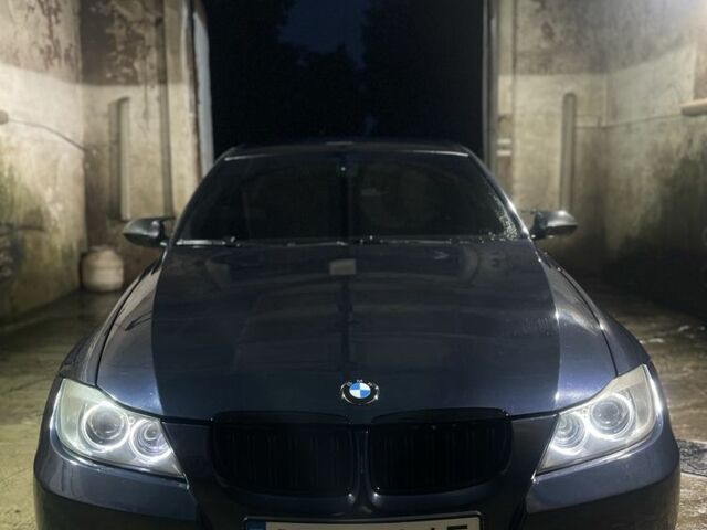 Синий БМВ 3 Серия, объемом двигателя 2 л и пробегом 280 тыс. км за 8400 $, фото 4 на Automoto.ua