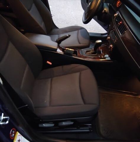 Синий БМВ 3 Серия, объемом двигателя 2 л и пробегом 263 тыс. км за 0 $, фото 5 на Automoto.ua