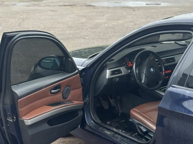 Синий БМВ 3 Серия, объемом двигателя 2 л и пробегом 280 тыс. км за 8400 $, фото 8 на Automoto.ua