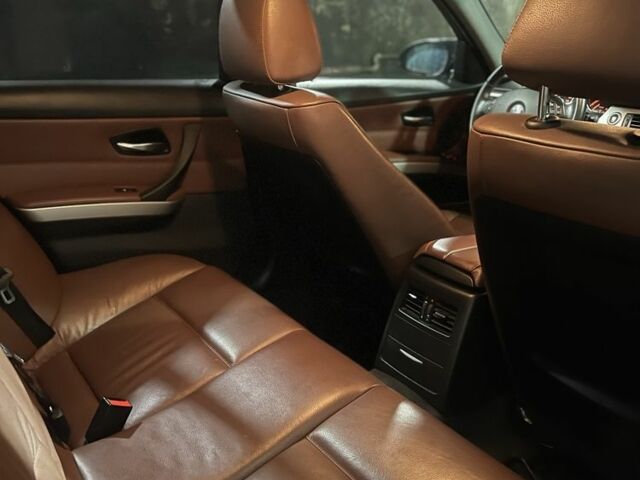 Синий БМВ 3 Серия, объемом двигателя 2 л и пробегом 280 тыс. км за 8500 $, фото 2 на Automoto.ua