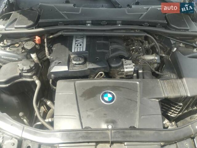 Синий БМВ 3 Серия, объемом двигателя 2 л и пробегом 226 тыс. км за 7600 $, фото 2 на Automoto.ua