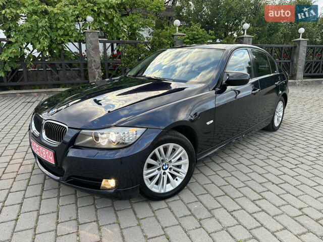Синий БМВ 3 Серия, объемом двигателя 2 л и пробегом 232 тыс. км за 7999 $, фото 2 на Automoto.ua