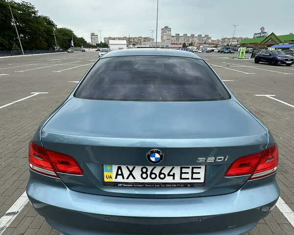 Синий БМВ 3 Серия, объемом двигателя 2 л и пробегом 141 тыс. км за 9800 $, фото 2 на Automoto.ua
