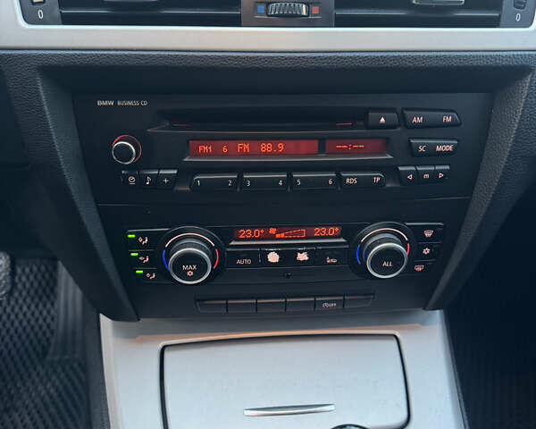 Синій БМВ 3 Серія, об'ємом двигуна 2 л та пробігом 277 тис. км за 7700 $, фото 36 на Automoto.ua