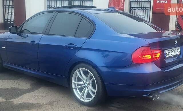Синий БМВ 3 Серия, объемом двигателя 3 л и пробегом 224 тыс. км за 10200 $, фото 4 на Automoto.ua