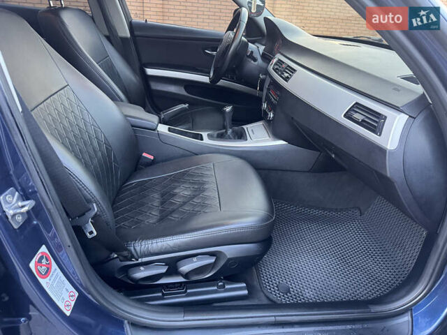 Синій БМВ 3 Серія, об'ємом двигуна 2 л та пробігом 277 тис. км за 7700 $, фото 44 на Automoto.ua