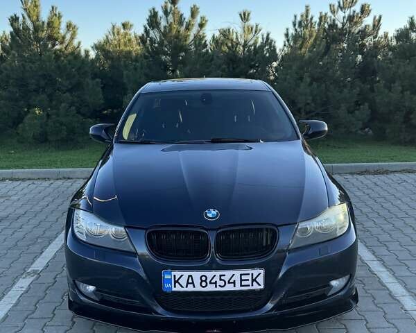 Синий БМВ 3 Серия, объемом двигателя 3 л и пробегом 360 тыс. км за 8700 $, фото 3 на Automoto.ua