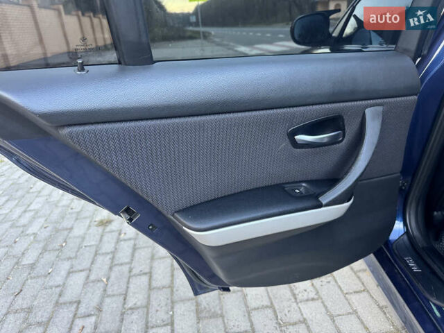 Синій БМВ 3 Серія, об'ємом двигуна 2 л та пробігом 277 тис. км за 7700 $, фото 48 на Automoto.ua