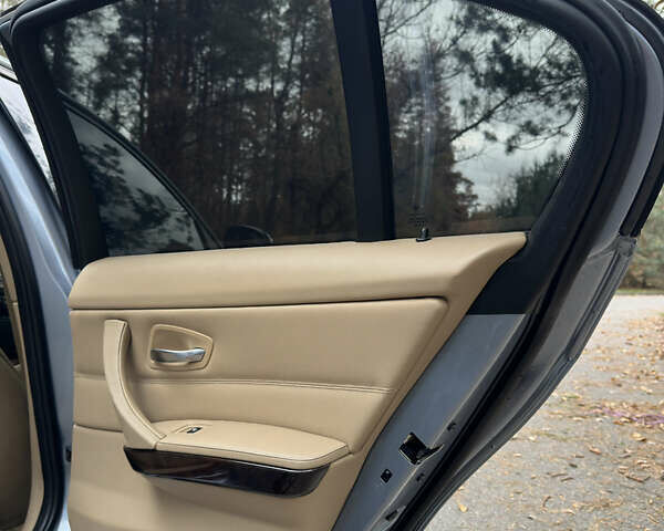 Синий БМВ 3 Серия, объемом двигателя 3 л и пробегом 274 тыс. км за 7700 $, фото 10 на Automoto.ua