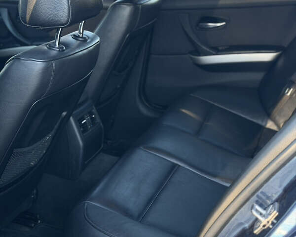 Синий БМВ 3 Серия, объемом двигателя 2 л и пробегом 276 тыс. км за 9700 $, фото 16 на Automoto.ua