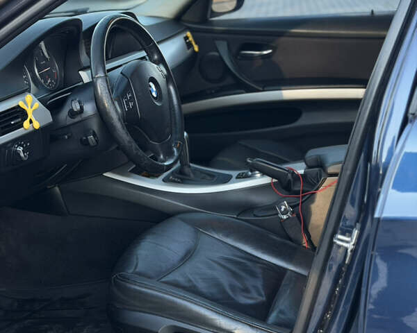 Синий БМВ 3 Серия, объемом двигателя 2 л и пробегом 276 тыс. км за 9700 $, фото 15 на Automoto.ua