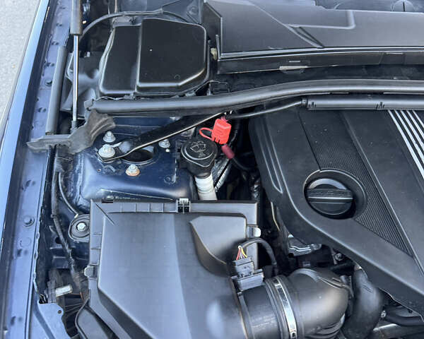 Синій БМВ 3 Серія, об'ємом двигуна 2 л та пробігом 277 тис. км за 7700 $, фото 56 на Automoto.ua