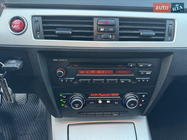 Синій БМВ 3 Серія, об'ємом двигуна 2 л та пробігом 277 тис. км за 7700 $, фото 35 на Automoto.ua