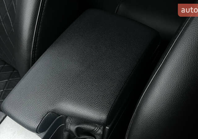 Синий БМВ 3 Серия, объемом двигателя 2 л и пробегом 280 тыс. км за 8200 $, фото 12 на Automoto.ua