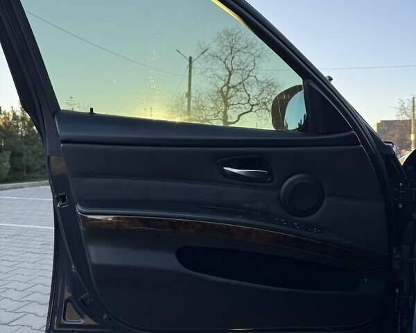 Синий БМВ 3 Серия, объемом двигателя 3 л и пробегом 360 тыс. км за 8700 $, фото 18 на Automoto.ua