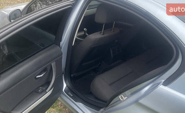 Синій БМВ 3 Серія, об'ємом двигуна 2 л та пробігом 165 тис. км за 10500 $, фото 33 на Automoto.ua