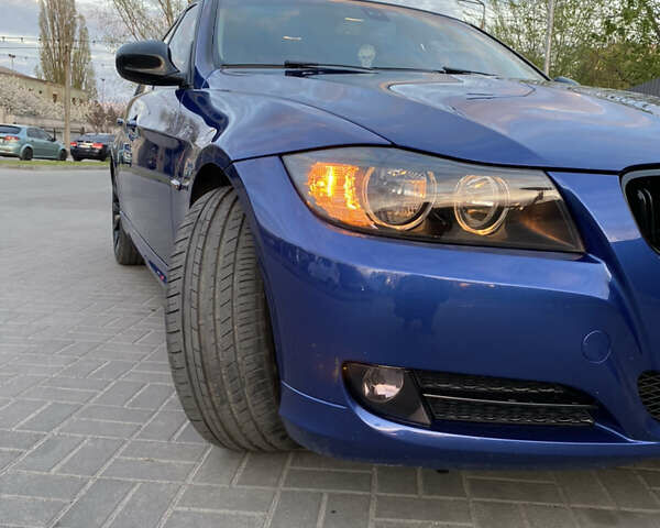 Синий БМВ 3 Серия, объемом двигателя 3 л и пробегом 161 тыс. км за 10800 $, фото 12 на Automoto.ua