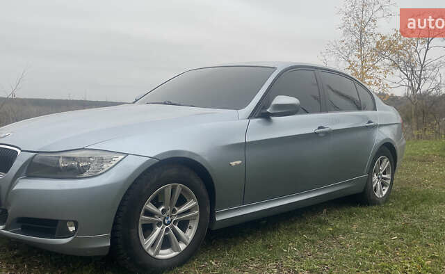 Синій БМВ 3 Серія, об'ємом двигуна 2 л та пробігом 165 тис. км за 10500 $, фото 32 на Automoto.ua