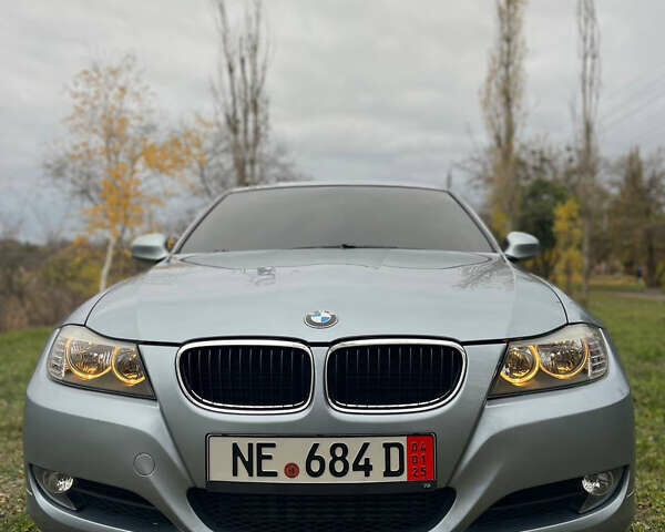 Синій БМВ 3 Серія, об'ємом двигуна 2 л та пробігом 165 тис. км за 10500 $, фото 23 на Automoto.ua