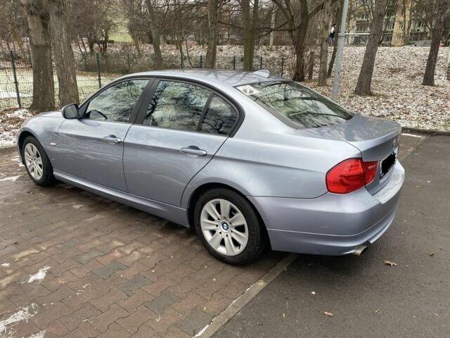 Синий БМВ 3 Серия, объемом двигателя 2 л и пробегом 218 тыс. км за 10299 $, фото 3 на Automoto.ua