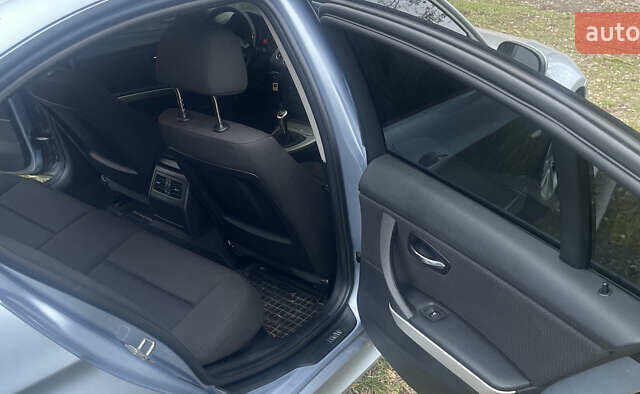 Синій БМВ 3 Серія, об'ємом двигуна 2 л та пробігом 165 тис. км за 10500 $, фото 34 на Automoto.ua