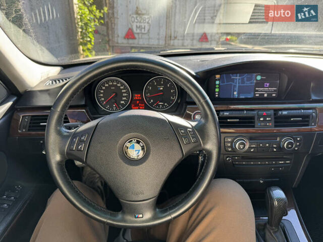 Синий БМВ 3 Серия, объемом двигателя 3 л и пробегом 139 тыс. км за 10500 $, фото 3 на Automoto.ua