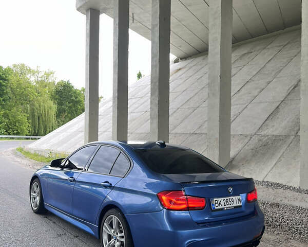 Синий БМВ 3 Серия, объемом двигателя 2 л и пробегом 248 тыс. км за 14800 $, фото 3 на Automoto.ua