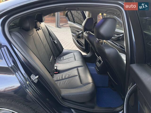 Синій БМВ 3 Серія, об'ємом двигуна 2 л та пробігом 245 тис. км за 12650 $, фото 44 на Automoto.ua