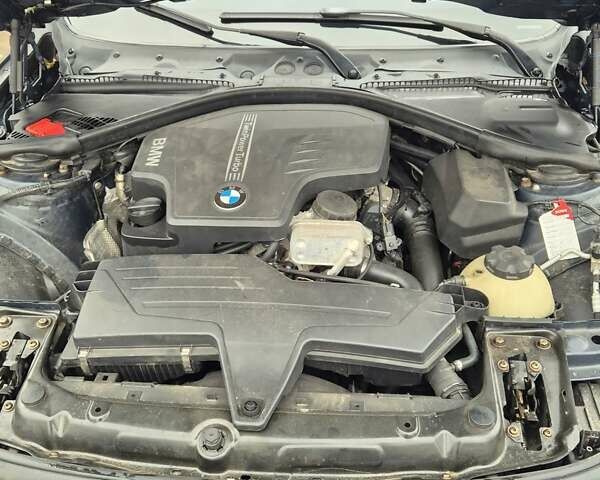 Синій БМВ 3 Серія, об'ємом двигуна 2 л та пробігом 284 тис. км за 12000 $, фото 12 на Automoto.ua