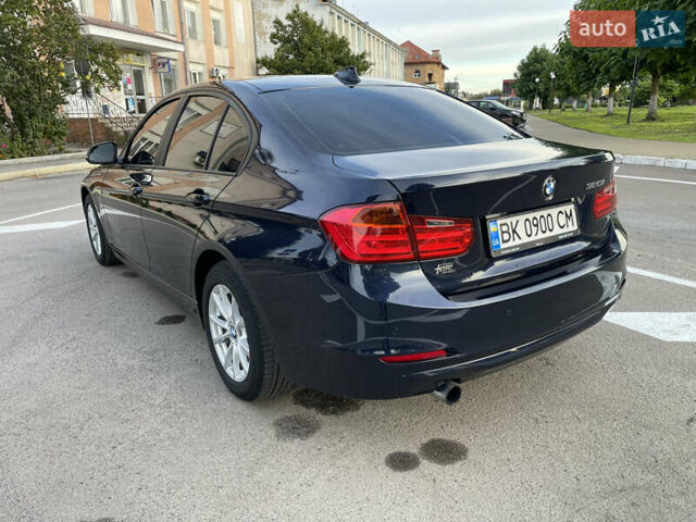 Синій БМВ 3 Серія, об'ємом двигуна 2 л та пробігом 260 тис. км за 13500 $, фото 21 на Automoto.ua